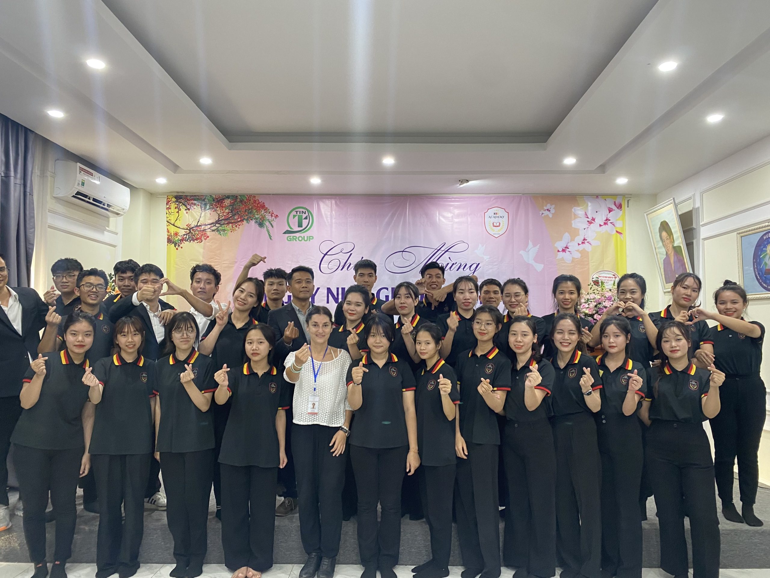 Joyous Celebration of Vietnamese Teacher’s Day at HHD Academy