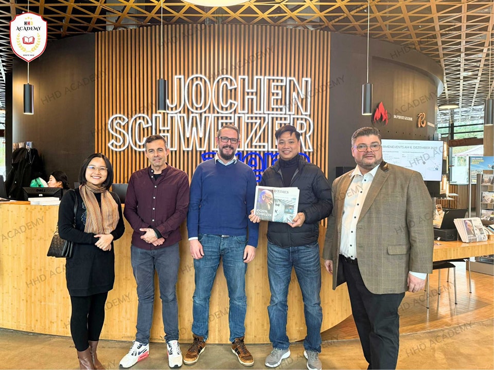 HHD ACADEMY ENGAGES IN COLLABORATION WITH RENOWNED ENTREPRENEUR JOCHEN SCHWEIZER