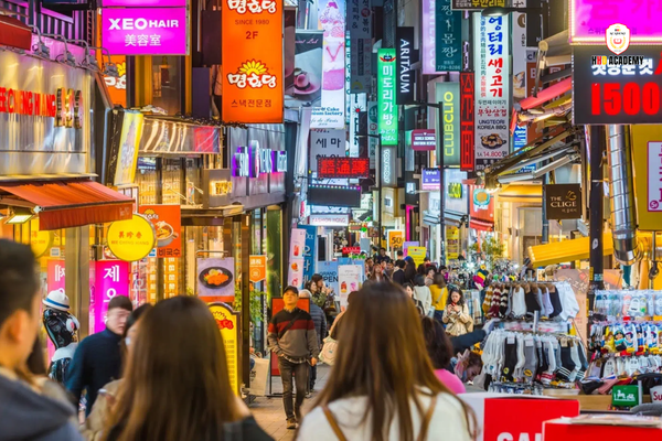 Lang thang chợ đêm Myeongdong
